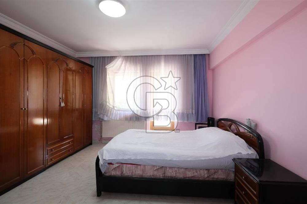 GÖLBAŞI GÖKKUŞAĞI SİTESİNDE SATILIK TRİPLEX KÖŞE VİLLA