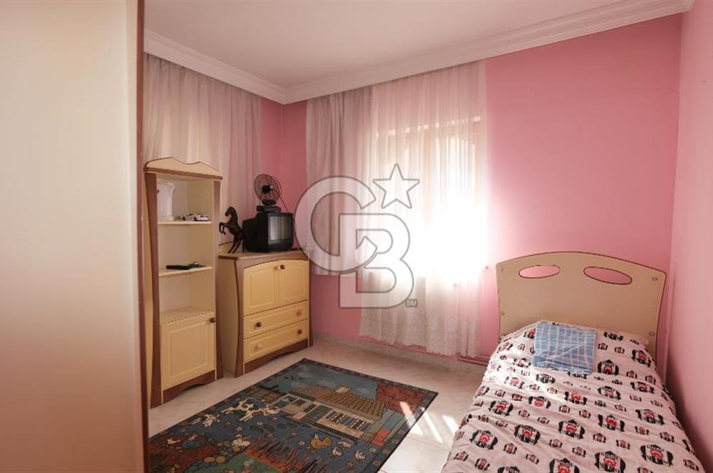 GÖLBAŞI GÖKKUŞAĞI SİTESİNDE SATILIK TRİPLEX KÖŞE VİLLA