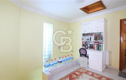 GÖLBAŞI GÖKKUŞAĞI SİTESİNDE SATILIK TRİPLEX KÖŞE VİLLA