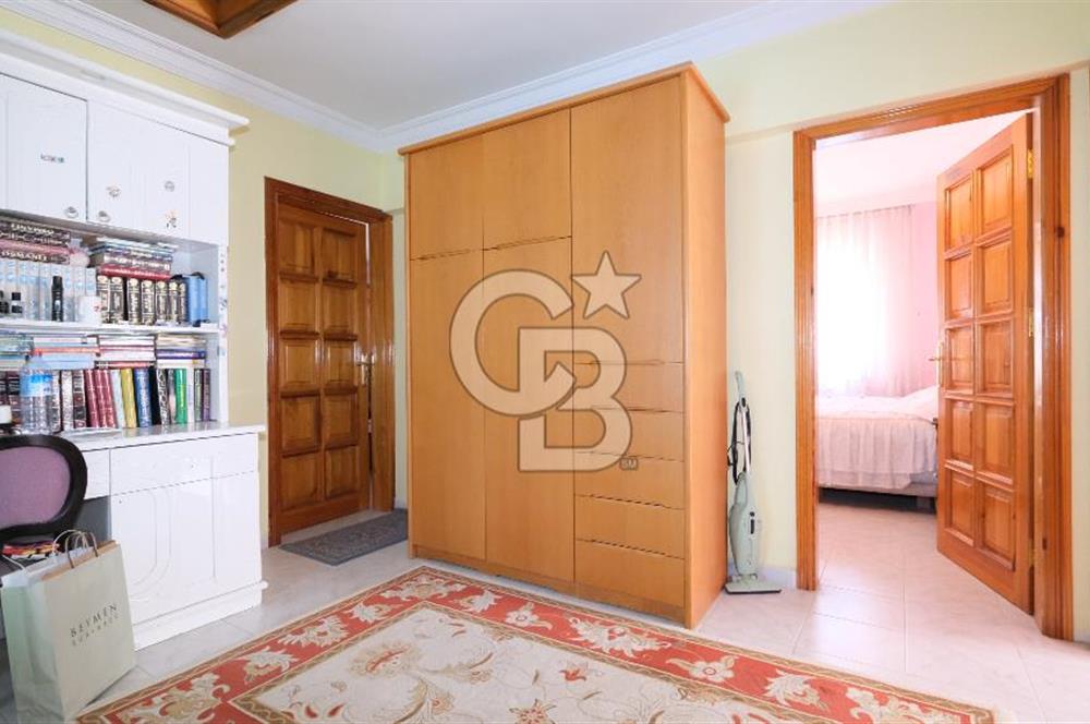 GÖLBAŞI GÖKKUŞAĞI SİTESİNDE SATILIK TRİPLEX KÖŞE VİLLA