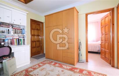 GÖLBAŞI GÖKKUŞAĞI SİTESİNDE SATILIK TRİPLEX KÖŞE VİLLA