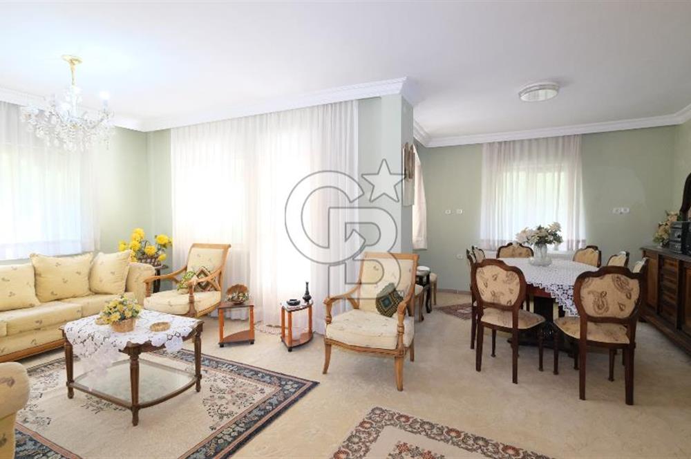 GÖLBAŞI GÖKKUŞAĞI SİTESİNDE SATILIK TRİPLEX KÖŞE VİLLA
