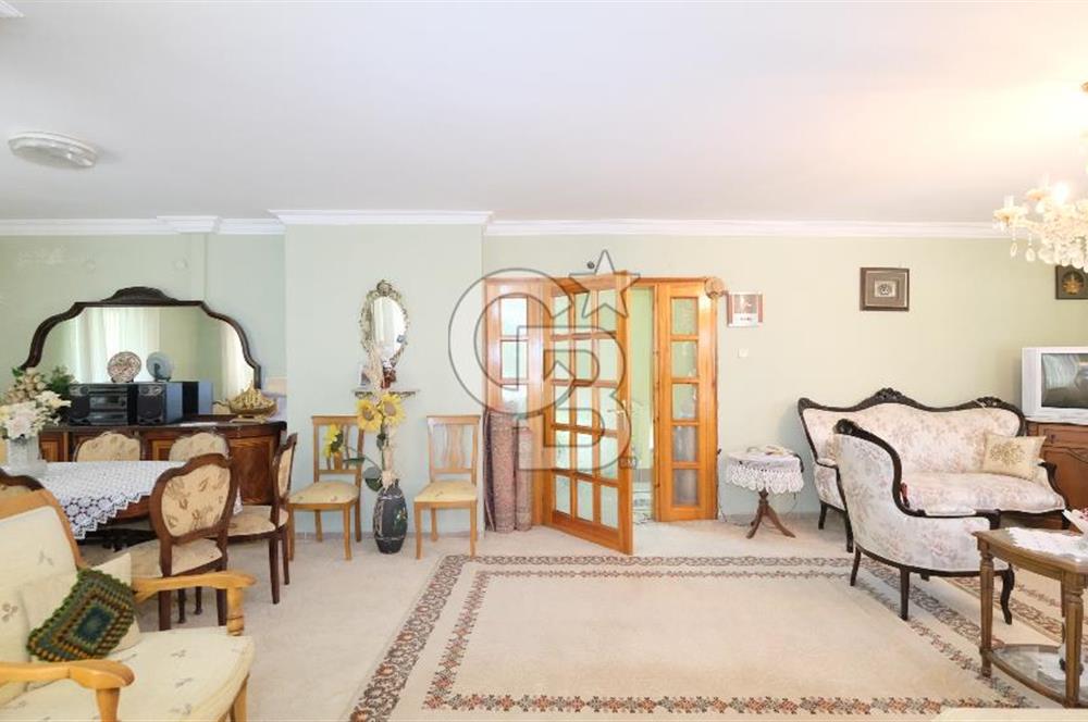 GÖLBAŞI GÖKKUŞAĞI SİTESİNDE SATILIK TRİPLEX KÖŞE VİLLA