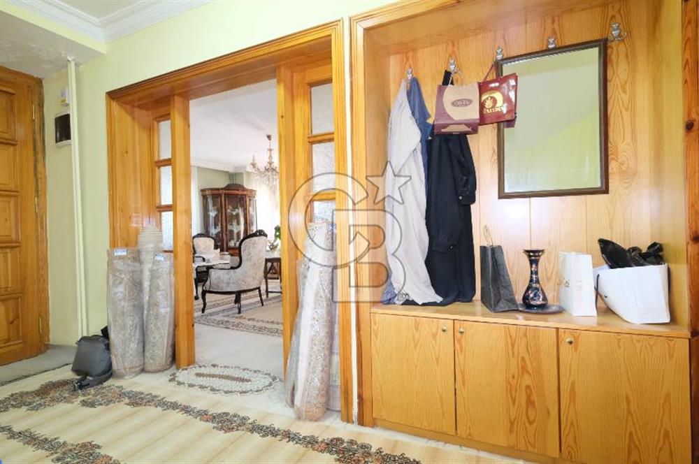 GÖLBAŞI GÖKKUŞAĞI SİTESİNDE SATILIK TRİPLEX KÖŞE VİLLA