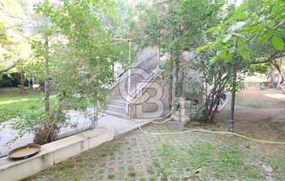GÖLBAŞI GÖKKUŞAĞI SİTESİNDE SATILIK TRİPLEX KÖŞE VİLLA
