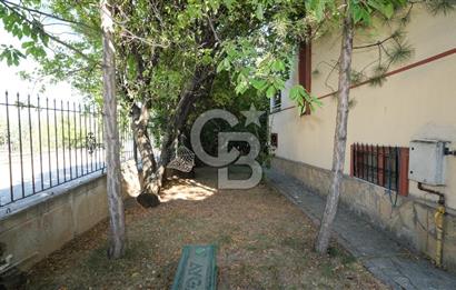 GÖLBAŞI GÖKKUŞAĞI SİTESİNDE SATILIK TRİPLEX KÖŞE VİLLA