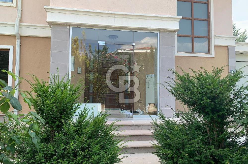 ANKARA GÖLBAŞINDA SİTE İÇİ MÜSTAKİL PEYZAJLI 5+1 SATILIK VİLLA