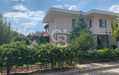 ANKARA GÖLBAŞINDA SİTE İÇİ MÜSTAKİL PEYZAJLI 5+1 SATILIK VİLLA