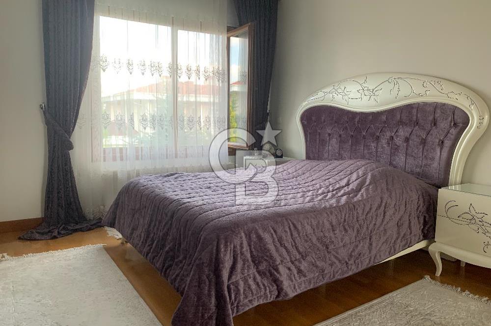 ANKARA GÖLBAŞINDA SİTE İÇİ MÜSTAKİL PEYZAJLI 5+1 SATILIK VİLLA