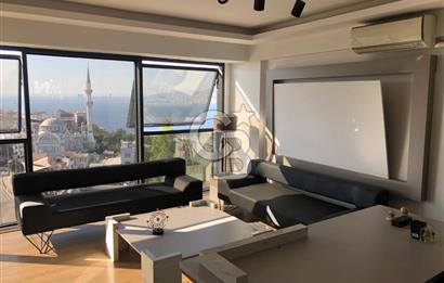 İzmir Körfezi Manzaralı Prestijli Plaza Ofisi