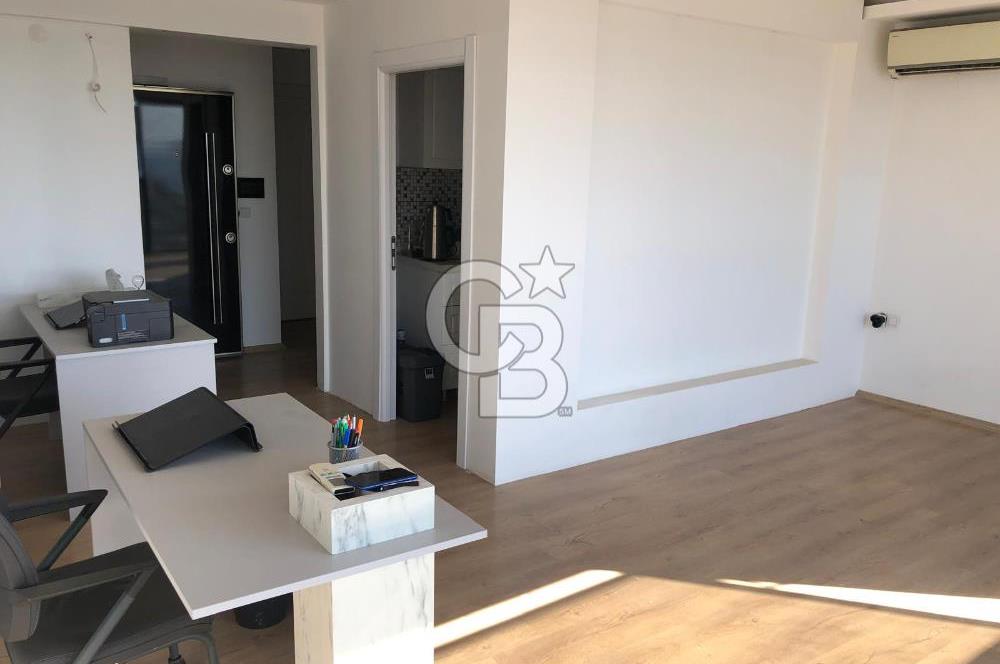 İzmir Körfezi Manzaralı Prestijli Plaza Ofisi