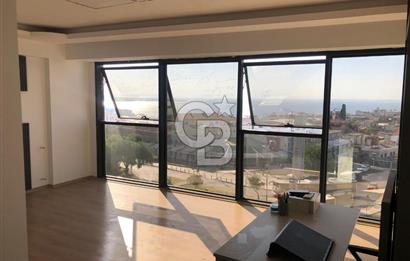 İzmir Körfezi Manzaralı Prestijli Plaza Ofisi