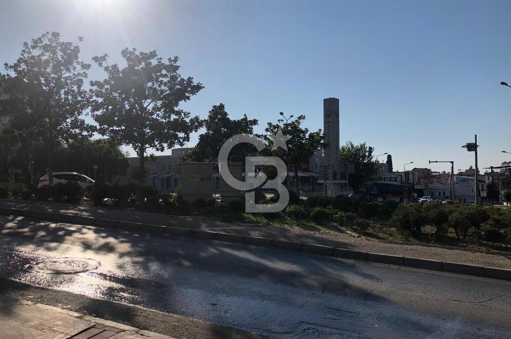 İzmir Körfezi Manzaralı Prestijli Plaza Ofisi