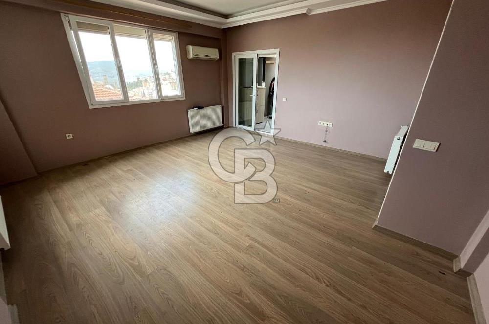 İzmir Konak Karataş bölgesinde satılık 3+1 daire