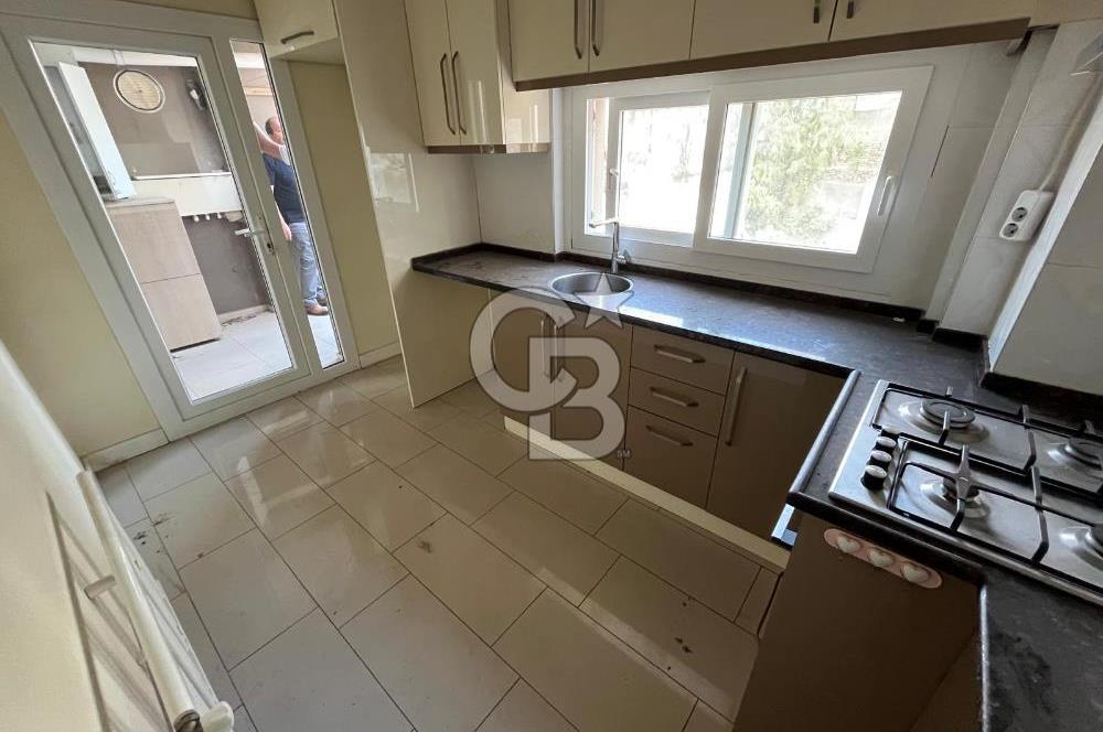 İzmir Konak Karataş bölgesinde satılık 3+1 daire