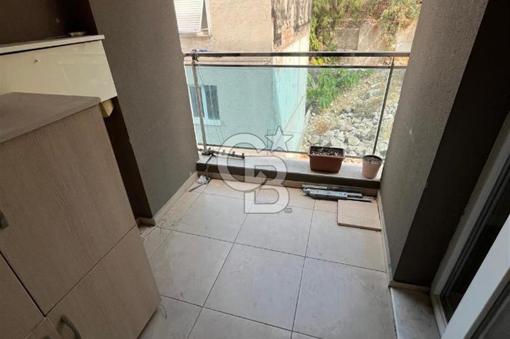 İzmir Konak Karataş bölgesinde satılık 3+1 daire
