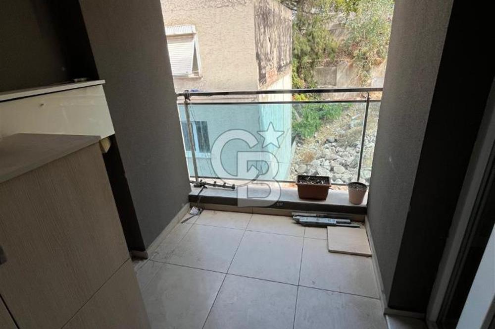 İzmir Konak Karataş bölgesinde satılık 3+1 daire
