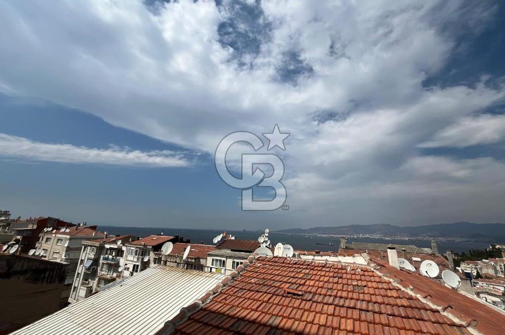 İzmir Konak Karataş bölgesinde satılık 3+1 daire