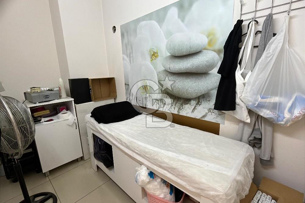 Ataşehir hastane bolgesinde devren kiralık dükkan 