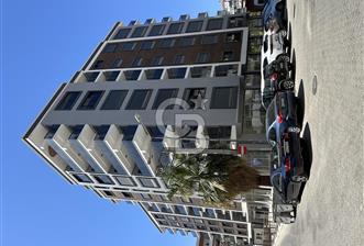 Yeni Binada 505 m2 Kapalı Alanı, 3 Cepheli, Kurumsala Kiralık Dükkan