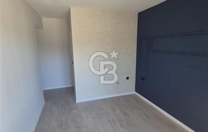 MENEMEN AHIHIDIR MAHALLESİNDE MODERN SİTEDE HAVUZLU KİRALIK 2+1