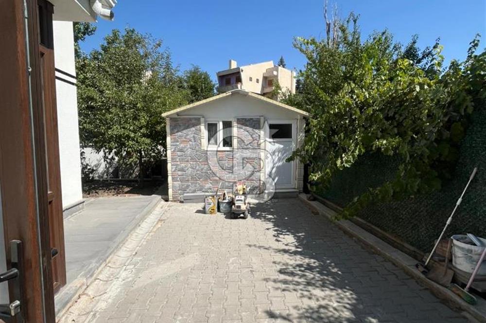 Talas Komando Caddesi Üzeri Site İçi Satılık Villa