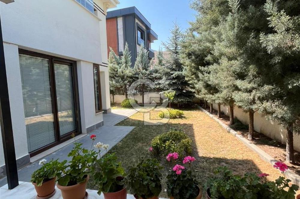Talas Komando Caddesi Üzeri Site İçi Satılık Villa
