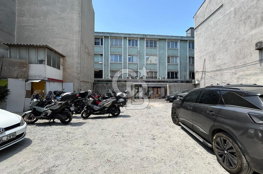EMSALSİZ İSTANBUL KAPALIÇARŞI'DA YATIRIMLIK 335 M2 SATILIK ARSA