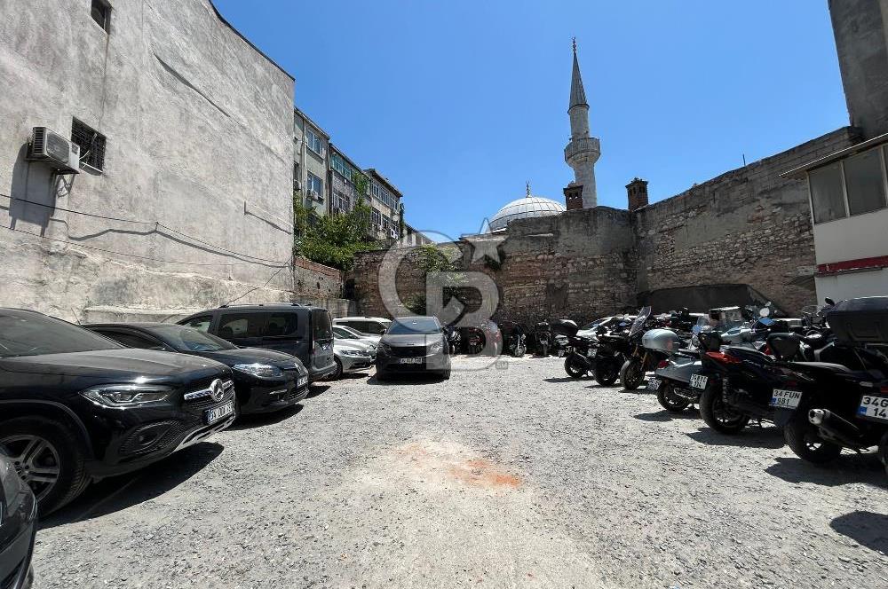 EMSALSİZ İSTANBUL KAPALIÇARŞI'DA YATIRIMLIK 335 M2 SATILIK ARSA