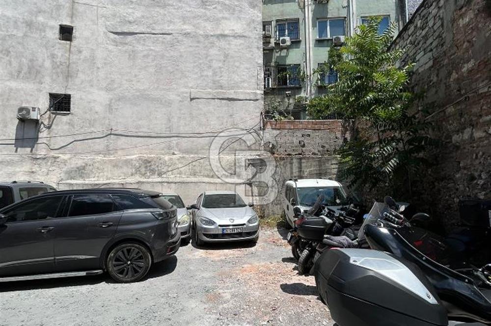 EMSALSİZ İSTANBUL KAPALIÇARŞI'DA YATIRIMLIK 335 M2 SATILIK ARSA