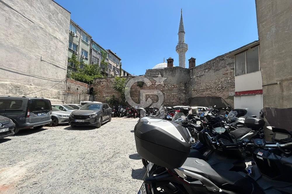 EMSALSİZ İSTANBUL KAPALIÇARŞI'DA YATIRIMLIK 335 M2 SATILIK ARSA