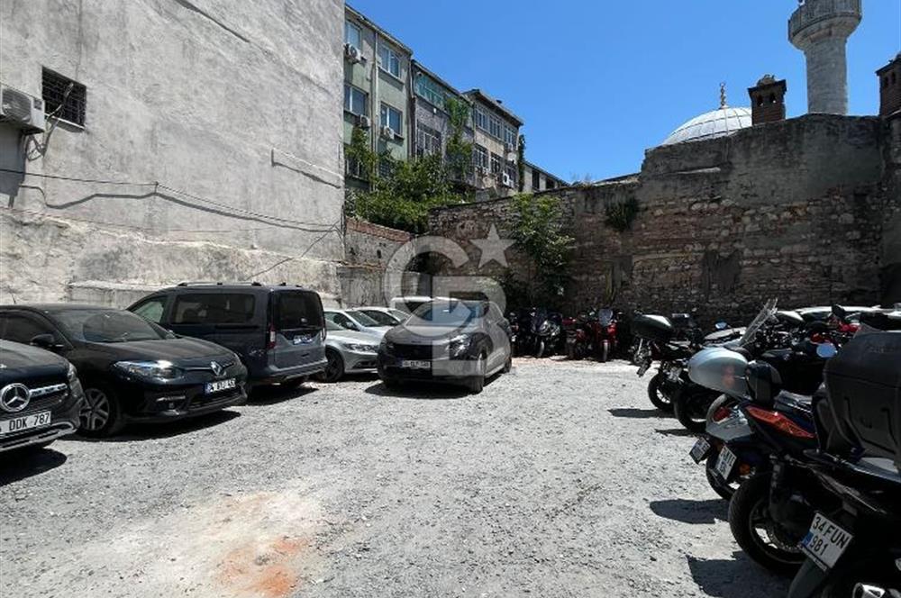 EMSALSİZ İSTANBUL KAPALIÇARŞI'DA YATIRIMLIK 335 M2 SATILIK ARSA
