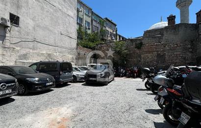 EMSALSİZ İSTANBUL KAPALIÇARŞI'DA YATIRIMLIK 335 M2 SATILIK ARSA