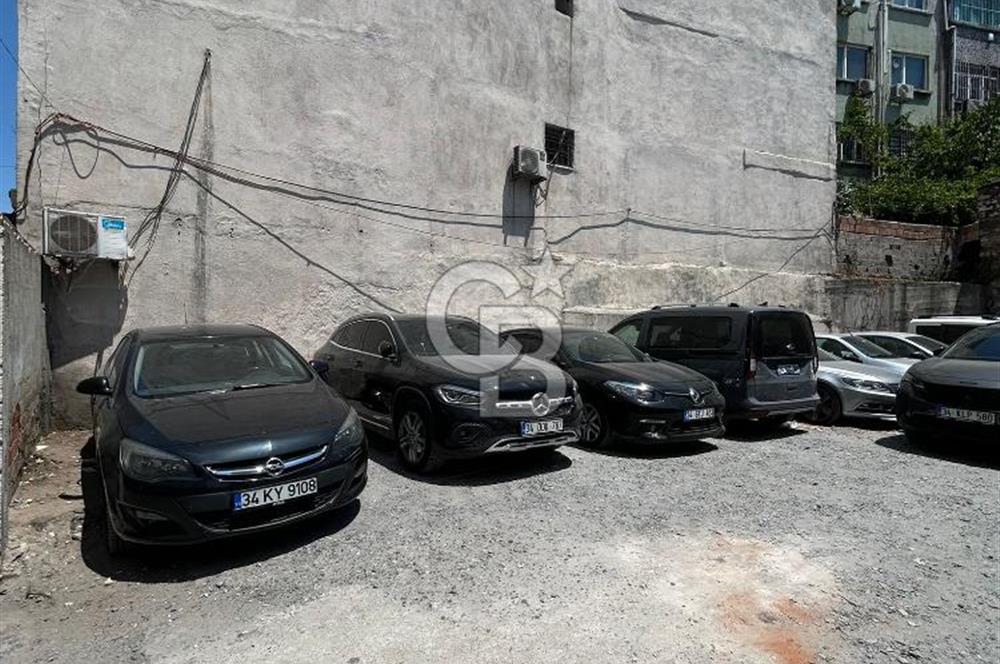 EMSALSİZ İSTANBUL KAPALIÇARŞI'DA YATIRIMLIK 335 M2 SATILIK ARSA