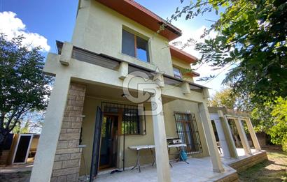 ANADOLU FENERİ'NDE BOĞAZ MANZARALI 3 KATLI MÜSTAKİL VİLLA 