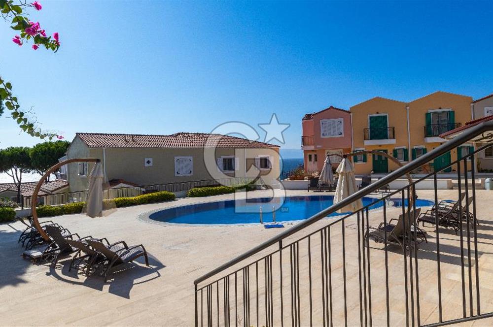 ÇEŞME AYASARANDA'DA OTEL KONFORUNDA, DENİZE SIFIR REZİDANS DAİRE