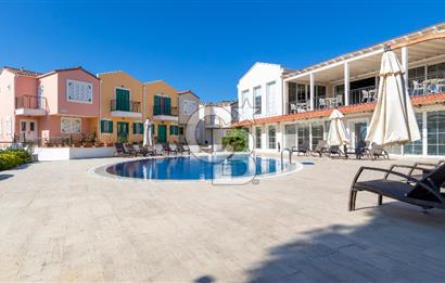 ÇEŞME AYASARANDA'DA OTEL KONFORUNDA, DENİZE SIFIR REZİDANS DAİRE
