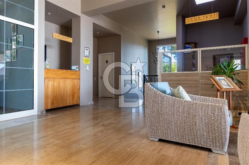 ÇEŞME AYASARANDA'DA OTEL KONFORUNDA, DENİZE SIFIR REZİDANS DAİRE