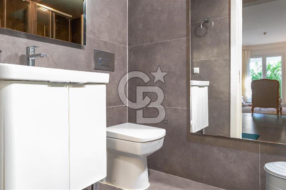 ÇEŞME AYASARANDA'DA OTEL KONFORUNDA, DENİZE SIFIR REZİDANS DAİRE