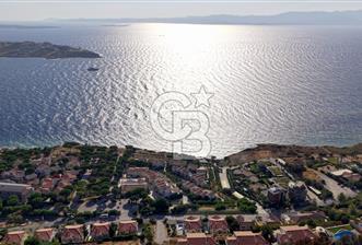 ÇEŞME AYASARANDA'DA OTEL KONFORUNDA, DENİZE SIFIR REZİDANS DAİRE