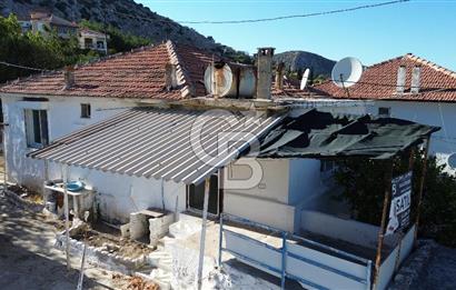 Karaburun Mordoğan Çatalkaya'da Kargir Ev ve Arsası