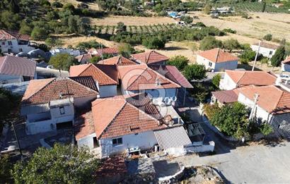 Karaburun Mordoğan Çatalkaya'da Kargir Ev ve Arsası