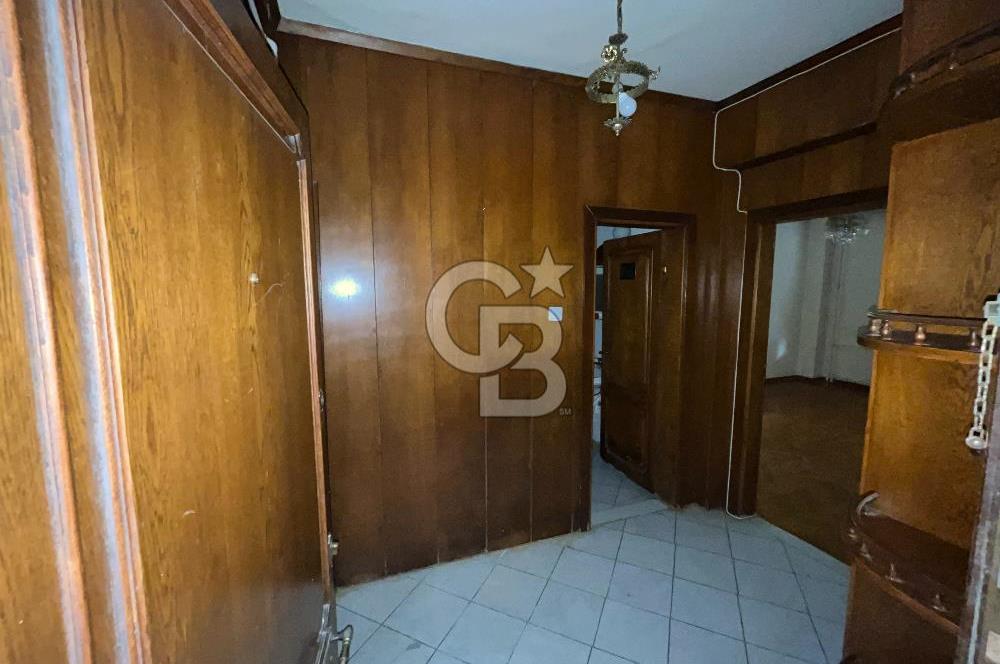 Acıbadem Caddesine 2.Bina Açık Otoparklı 1+1 Kiralık Daire
