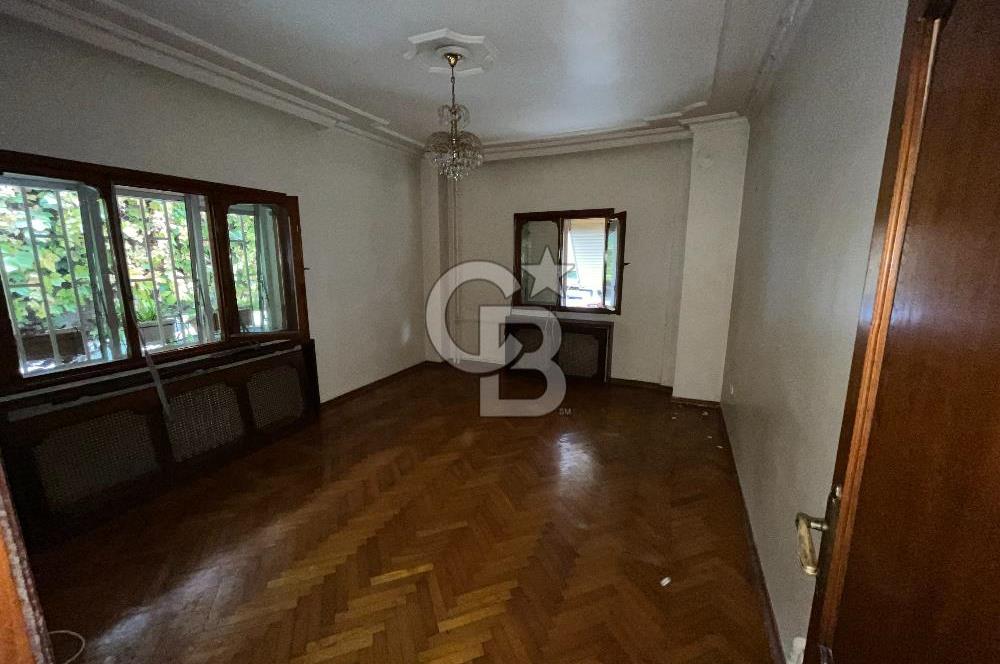 Acıbadem Caddesine 2.Bina Açık Otoparklı 1+1 Kiralık Daire