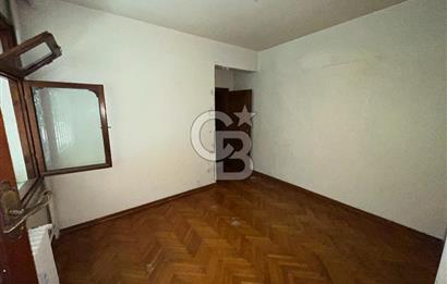 Acıbadem Caddesine 2.Bina Açık Otoparklı 1+1 Kiralık Daire