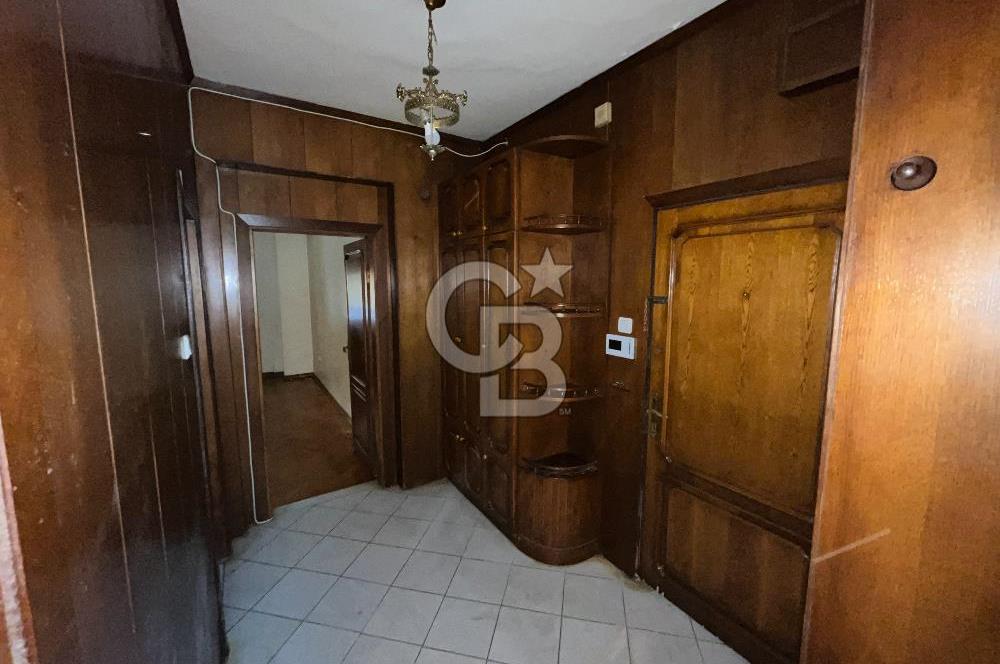 Acıbadem Caddesine 2.Bina Açık Otoparklı 1+1 Kiralık Daire