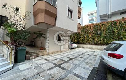 Acıbadem Caddesine 2.Bina Açık Otoparklı 1+1 Kiralık Daire