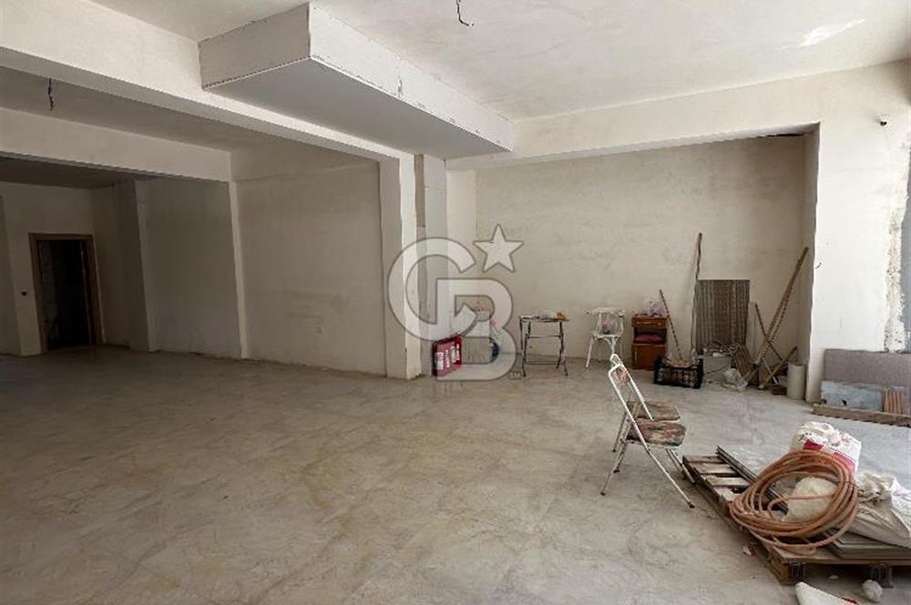 Yeni Binada 505 m2 Kapalı Alan, 3 Cepheli, Kurumsala Kiralık Dükkan