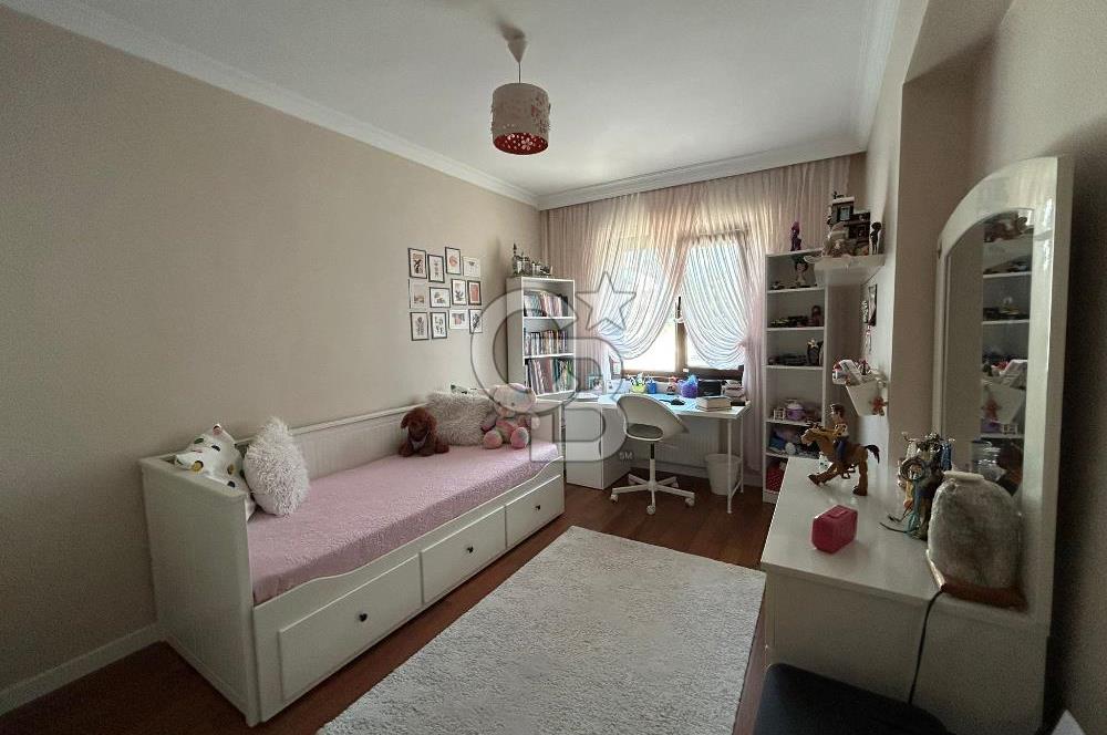ÇANKAYA ÖVEÇLER MAH.KATTA YAPILI MASRAFSIZ 3+1 SATILIK DAİRE