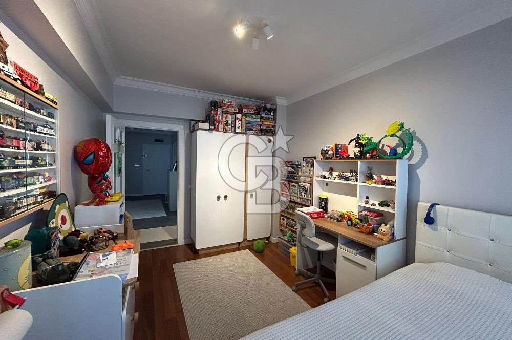 ÇANKAYA ÖVEÇLER MAH.KATTA YAPILI MASRAFSIZ 3+1 SATILIK DAİRE